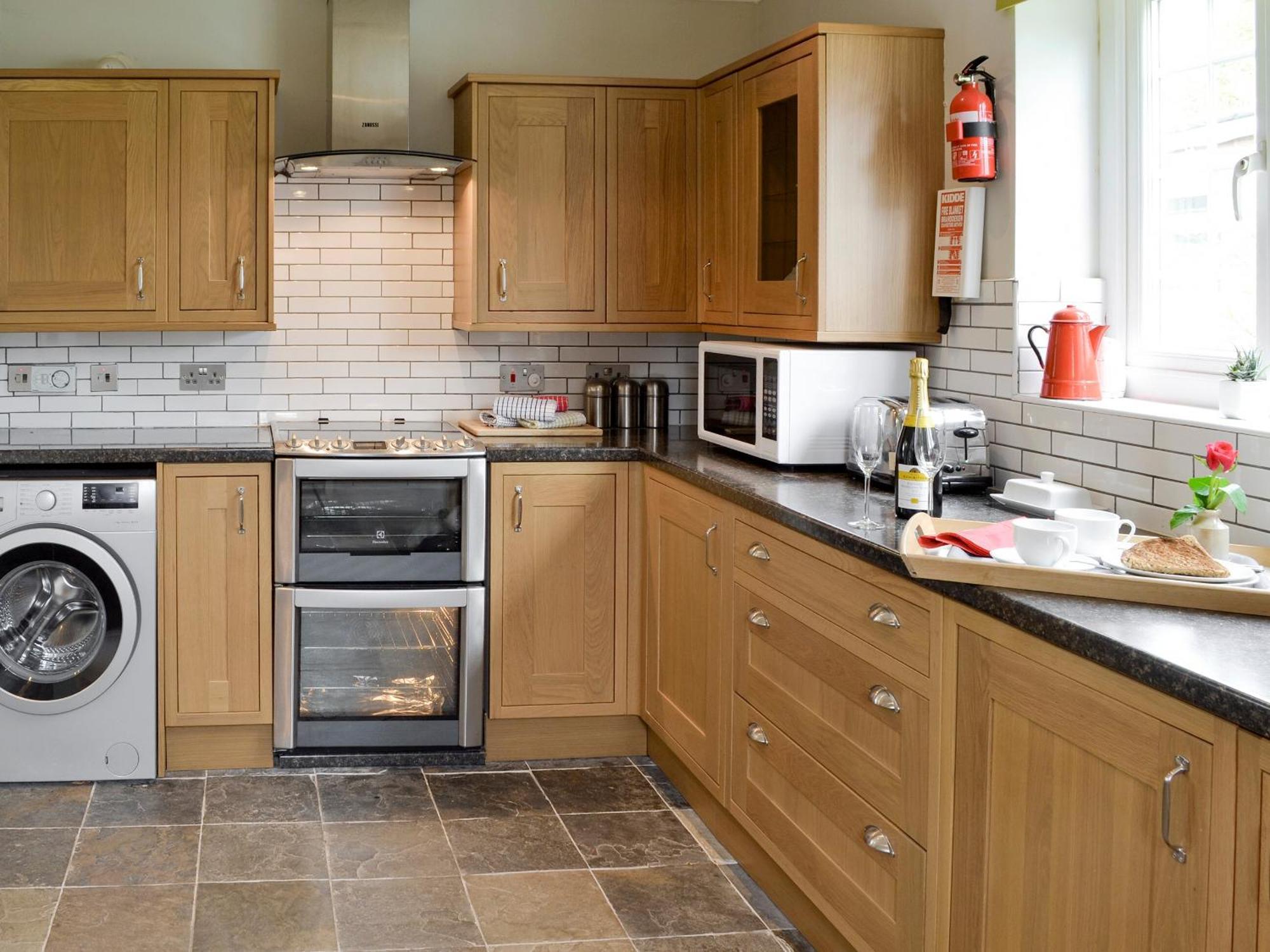 Holly Cottage Pett Bagian luar foto