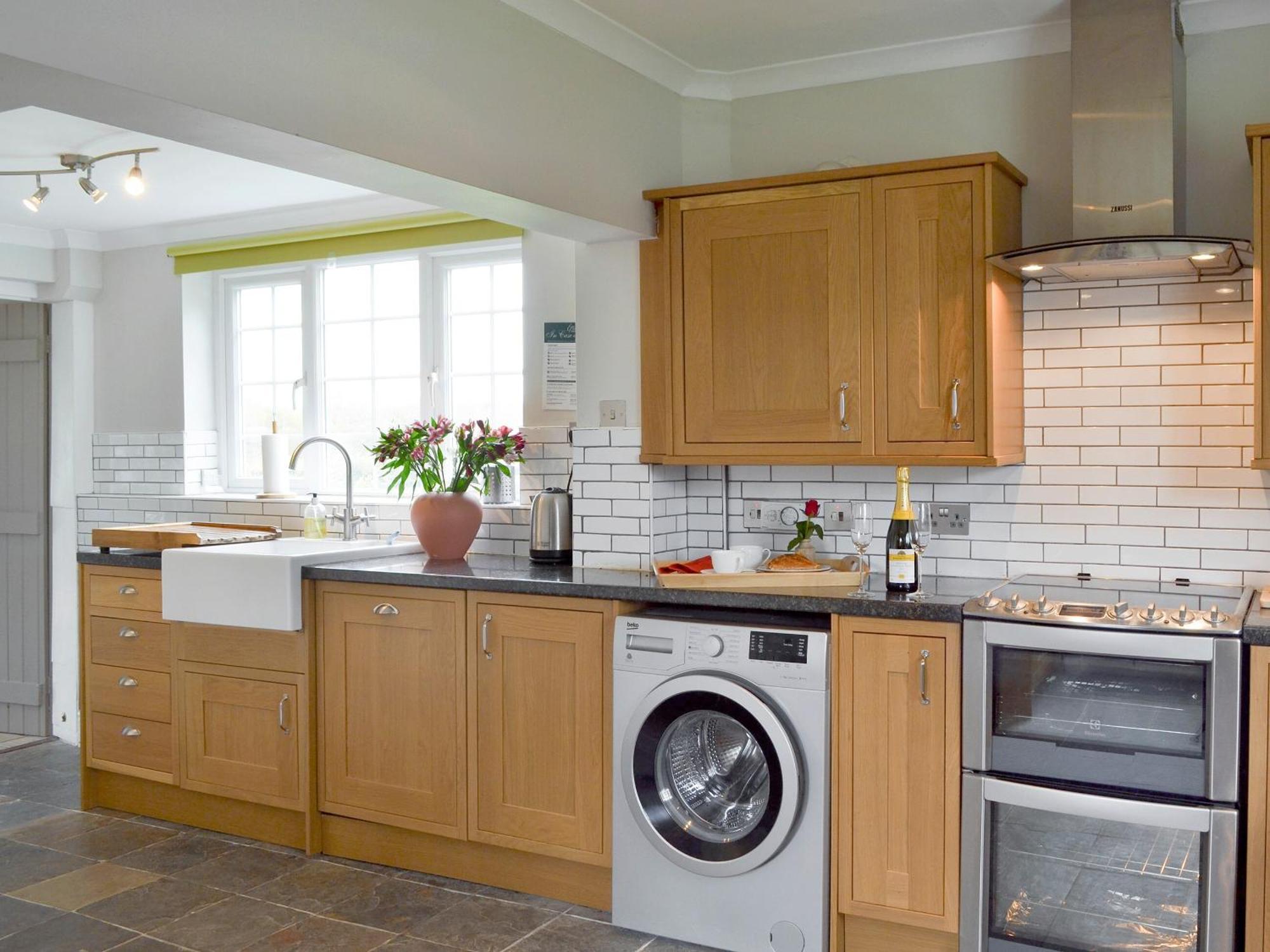 Holly Cottage Pett Bagian luar foto