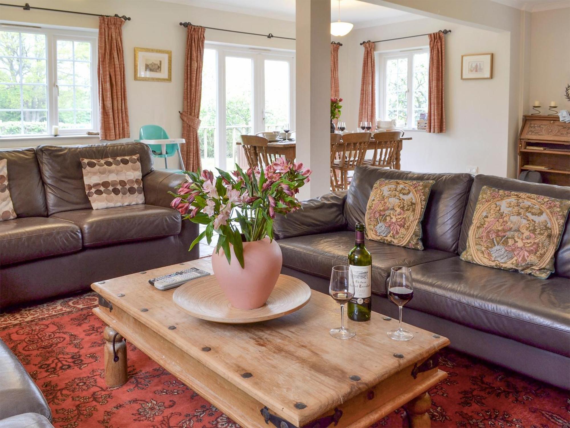 Holly Cottage Pett Bagian luar foto